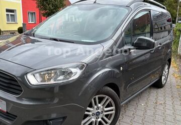 Ford Tourneo Courier 60.620 km 10.599 &euro; Eisenberg 07607