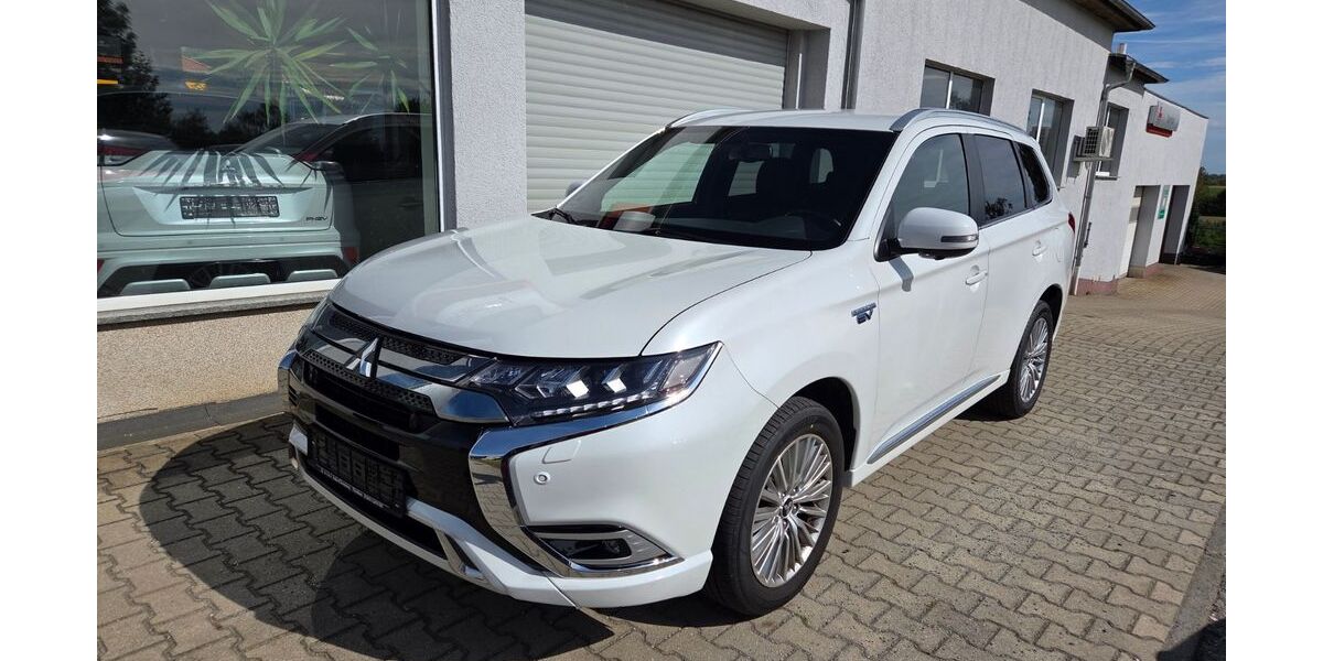 Mitsubishi Plug-in Hybrid Outlander 83.130 km 21.990 &euro; Zeitz OT Theißen 06711