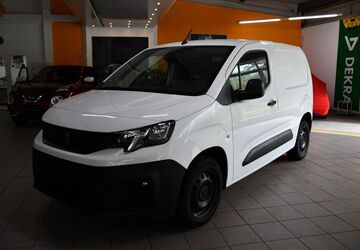 Peugeot Partner 166.000 km 8.200 &euro; Eisenberg 07607