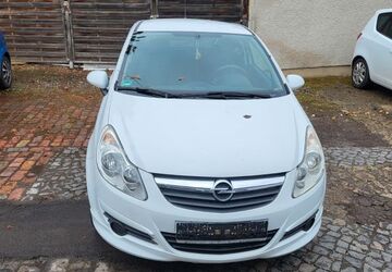 Opel Corsa 56.000 km 5.500 &euro; ZECHAU 04617