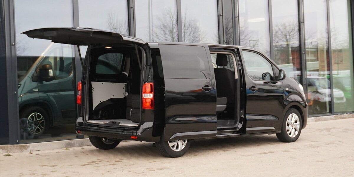 Fiat Scudo MultiCab L2 145 / Sitzheizung + Navi 48.952 km 27.965 &euro; Münchenbernsdorf 07589