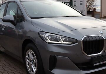 BMW 218 Active Tourer 181.200 km 18.990 &euro; Kretzschau 06712