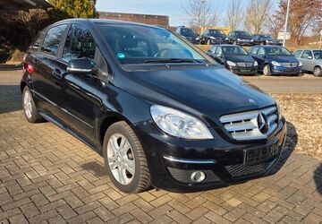 Mercedes-Benz B 180 139.400 km 6.790 &euro; Grana 06712