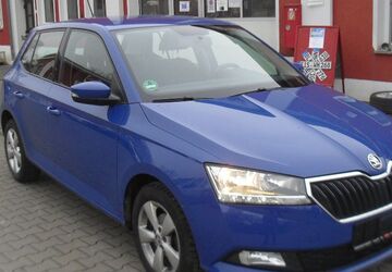 Skoda Fabia 72.912 km 9.885 &euro; Schkölen 07619