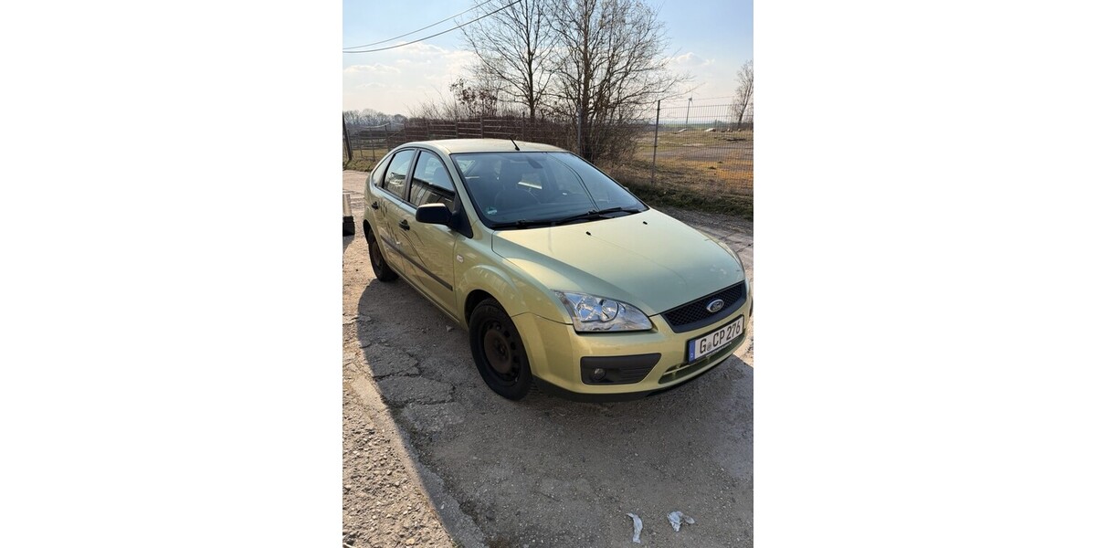 Ford Focus 165.000 km 2.950 &euro; Gera 07545