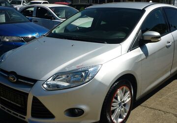 Ford Focus 123.000 km 5.500 &euro; Gera 07548