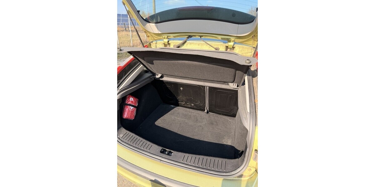 Ford Focus 165.000 km 2.950 &euro; Gera 07545