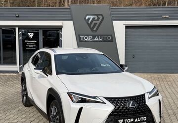 Lexus UX 56.567 km 27.699 &euro; Weida 07570