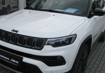 Jeep Compass 21.100 km 28.400 &euro; Neustadt/Orla 07806