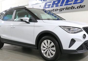 Seat Arona 104.800 km 15.450 &euro; Miesitz 07819