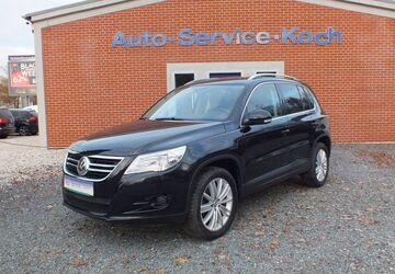 VW Tiguan 241.811 km 8.750 &euro; Gera 07546
