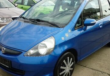Honda Jazz 153.000 km 3.500 &euro; Gera 07548