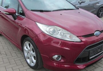 Ford Fiesta 141.700 km 4.990 &euro; Kretzschau 06712