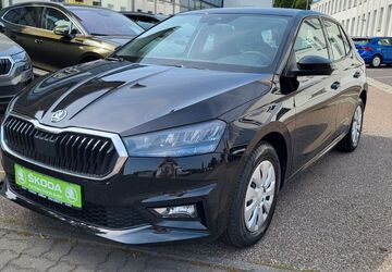 Skoda Fabia 5.890 km 18.990 &euro; Zeitz 06712