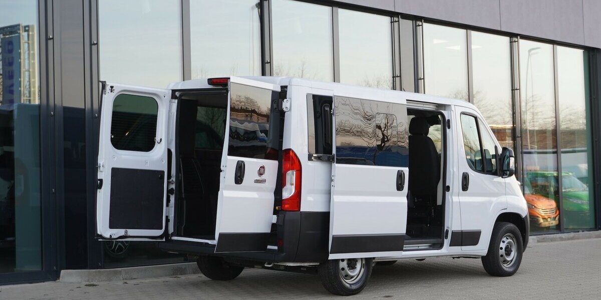 Fiat Ducato Kombi L1H1 140 / 9-Sitzer / Klima hinten 60.032 km 25.942 &euro; Münchenbernsdorf 07589