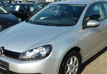 VW Golf 281.000 km 3.600 &euro; Gera 07548