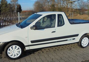 Dacia Logan Pick-Up 115.980 km 8.999 &euro; Schleifreisen 07629