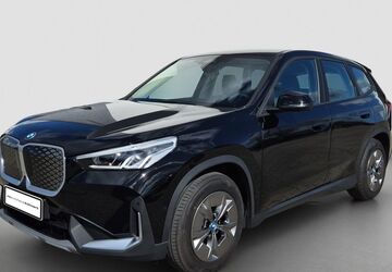 BMW iX1 2.000 km 35.885 &euro; Gera 07552