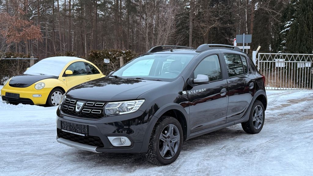 Dacia Sandero 75.000 km 7.999 &euro; St. Gangloff 07629