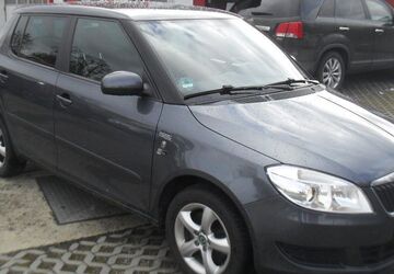 Skoda Fabia 106.717 km 5.985 &euro; Schkölen 07619