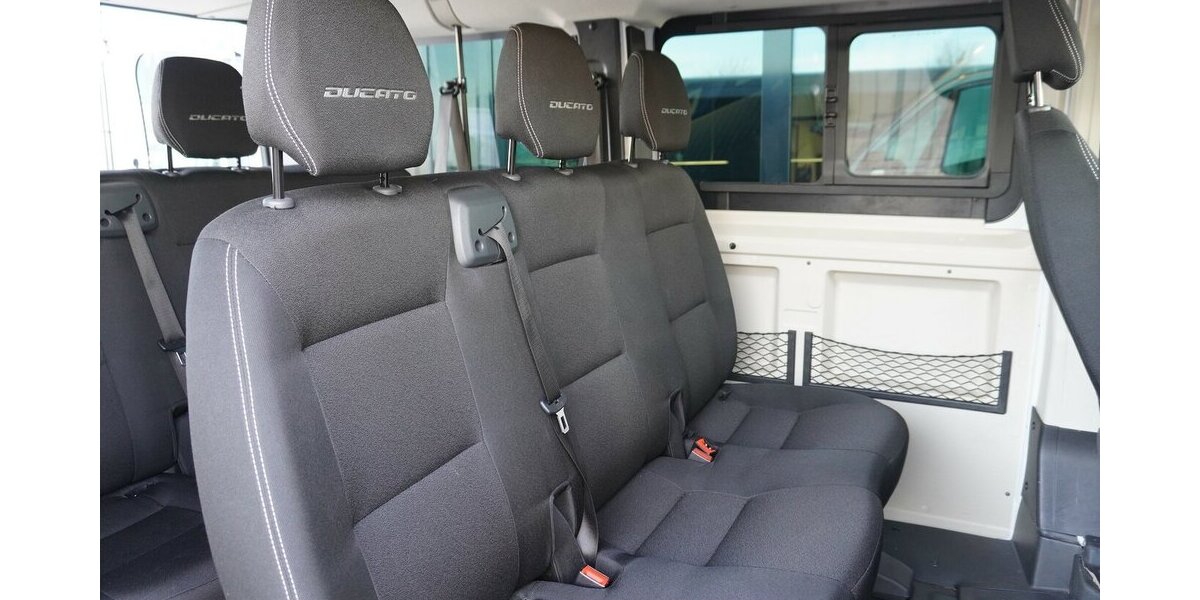 Fiat Ducato Kombi L1H1 140 / 9-Sitzer / Klima hinten 60.032 km 25.942 &euro; Münchenbernsdorf 07589