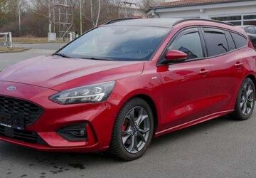 Ford Focus 75.000 km 18.200 &euro; Bürgel 07616