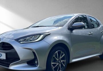 Toyota Yaris 13.009 km 18.990 &euro; Gera 07554