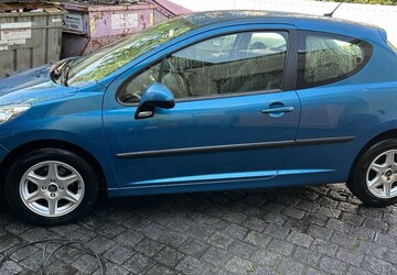 Peugeot 207 65.000 km 4.500 &euro; Meerane 08393