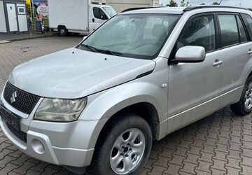 Suzuki Grand Vitara 198.443 km 4.950 &euro; Bürgel OT Silbertal 07616