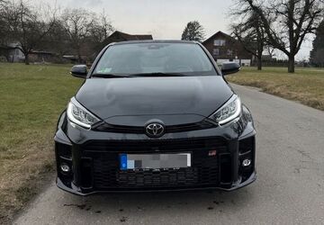 Toyota Yaris 50.000 km 31.000 &euro; Neustadt an der Orla 07806
