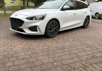 Ford Focus 133.000 km 12.500 &euro; Auma-Weidatal 07955