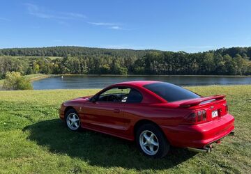 Ford Mustang 174.750 km 8.500 &euro; Kraftsdorf 07586