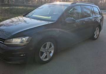 VW Golf 205.000 km 9.500 &euro; Bad Klosterlausnitz 07639