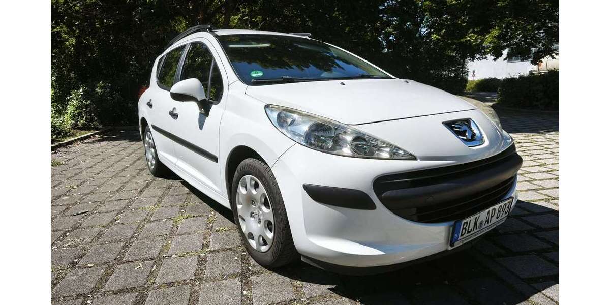 Peugeot 207 116.000 km 2.800 &euro; Zeitz 06712