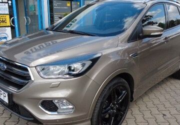 Ford Kuga 72.200 km 18.550 &euro; Triptis 07819