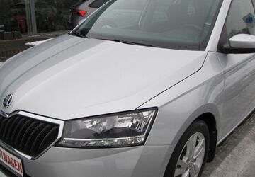 Skoda Fabia 12.650 km 16.990 &euro; Altenburg 04600