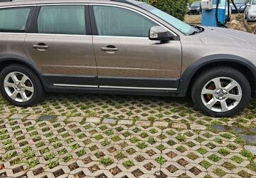 Volvo XC70 347.500 km 6.690 &euro; Grana 06712