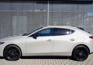 Mazda 3 7.240 km 27.695 &euro; Gera 07546