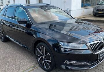 Skoda Superb 62.395 km 44.990 &euro; Zeitz 06712