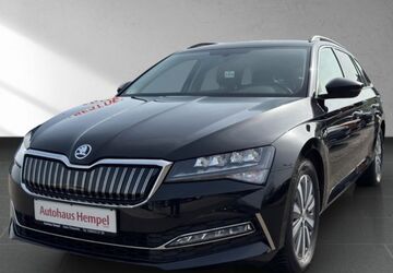 Skoda Superb 35.751 km 24.990 &euro; Gera 07548