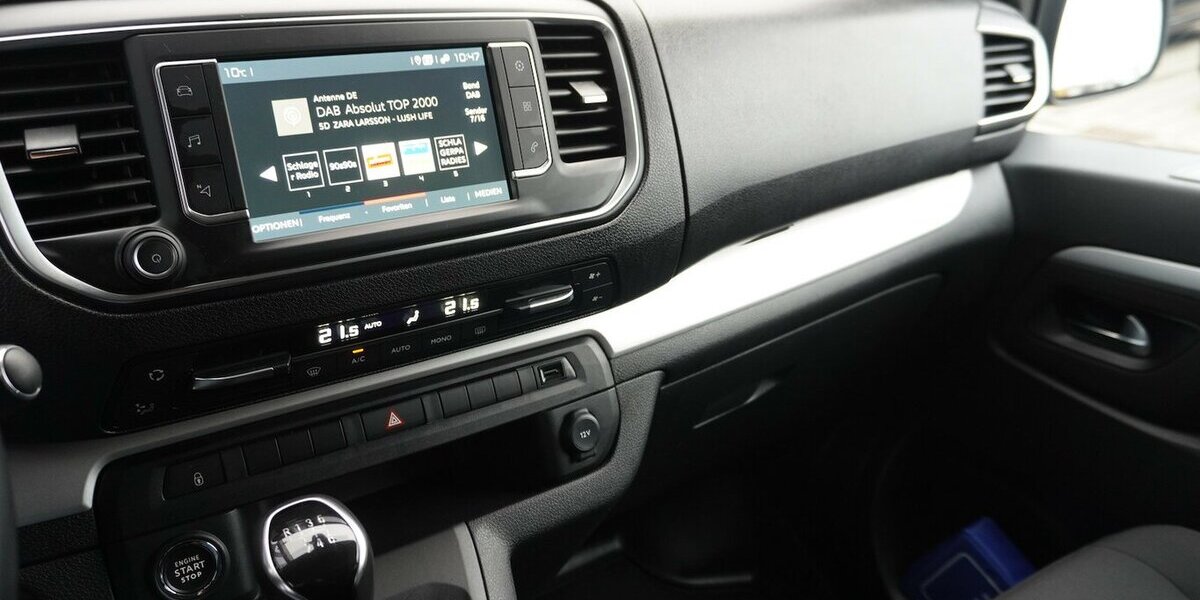 Fiat Scudo MultiCab L2 145 / Sitzheizung + Navi 48.952 km 27.965 &euro; Münchenbernsdorf 07589