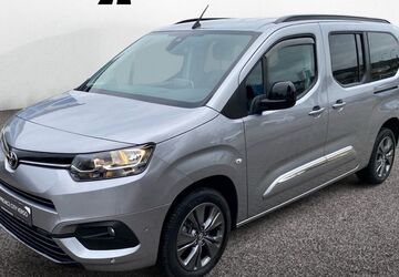 Toyota Proace City 1.500 km 29.930 &euro; Petersberg 07616