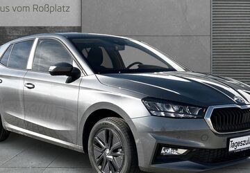 Skoda Fabia 8.000 km 23.800 &euro; Eisenberg 07607