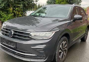 VW Tiguan 79.000 km 24.600 &euro; Werdau 08412