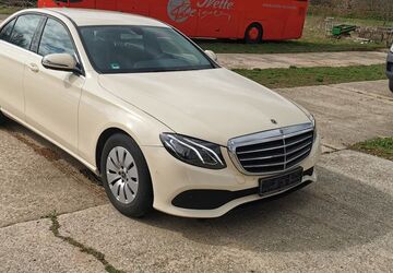 Mercedes-Benz E 200 68.000 km 21.900 &euro; Zeitz 06712