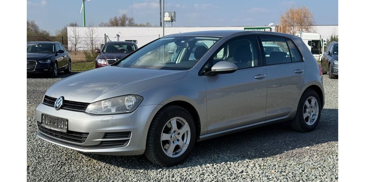 VW Golf 158.454 km 8.778 &euro; Hermsdorf/Schleifreisen 07629