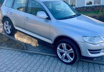 VW Touareg 339.500 km 6.666 &euro; Eisenberg 07607
