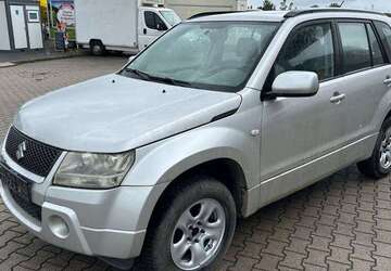 Suzuki Grand Vitara 198.443 km 4.950 &euro; Bürgel 07616