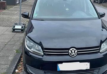 VW Touran 211.348 km 2.000 &euro; Greiz 07973