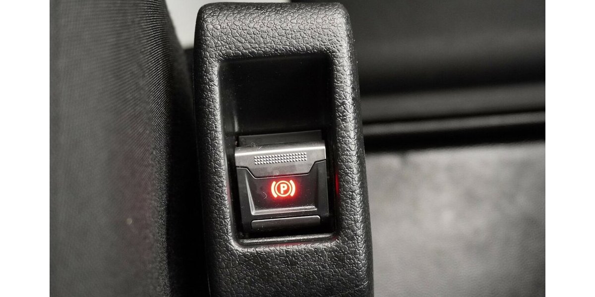 Fiat Scudo MultiCab L2 145 / Sitzheizung + Navi 48.952 km 27.965 &euro; Münchenbernsdorf 07589